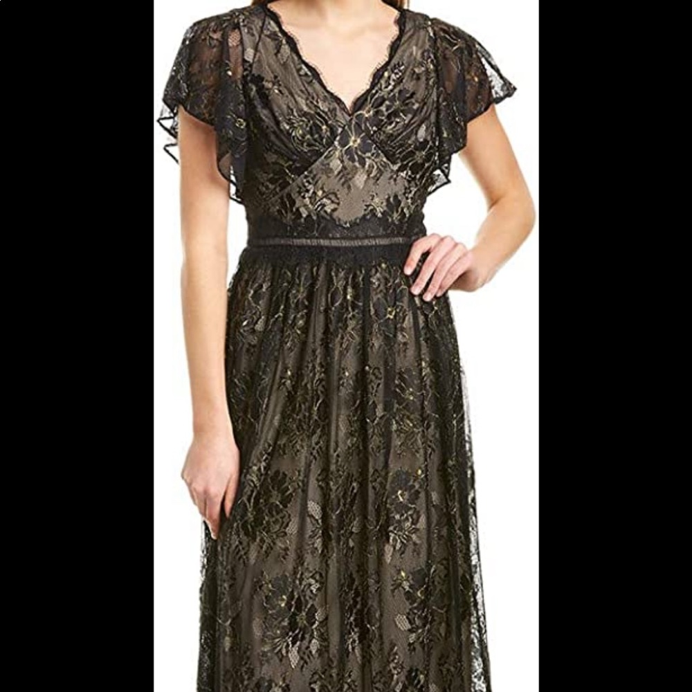 Adrianna Papell Flutter Sleeve V-Neck Black & Gold Metallic Lace Gown Size 14